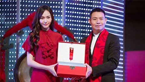中国美正当红，来利国际旗舰厅A股上市，引领新时代